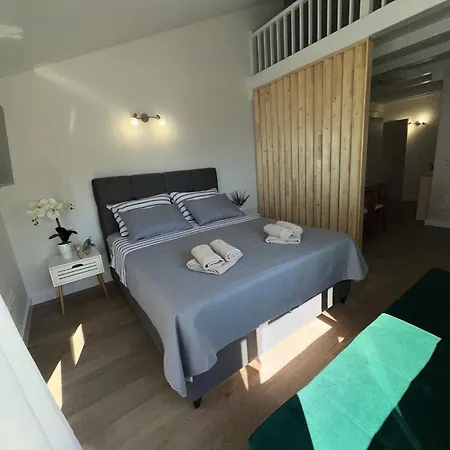 By The Sea Blace, Neretva Delta - Usce Neretve - 19890 Apartment Blace